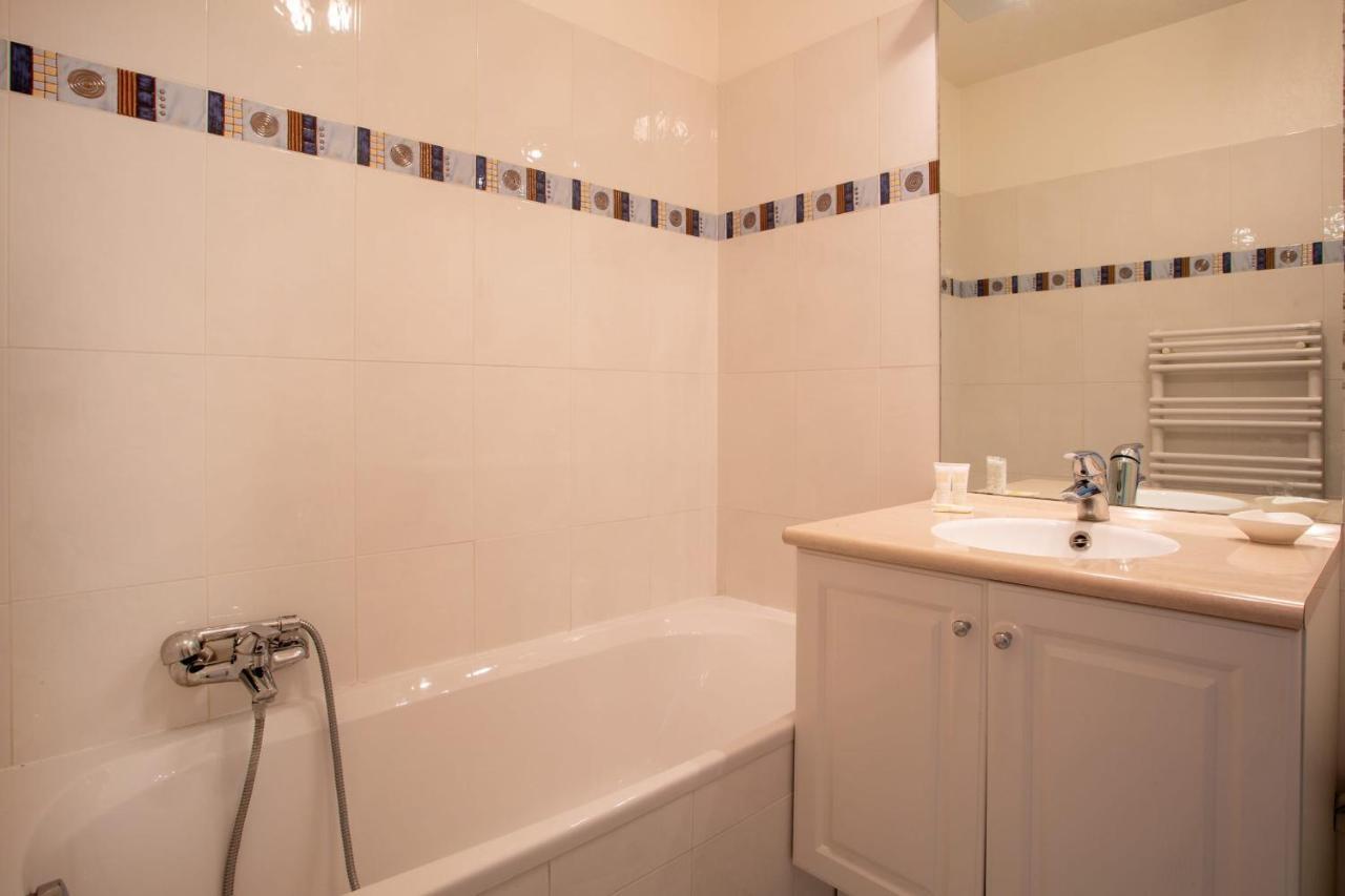 Apartment With Sea View With Two Bedrooms Nizza Esterno foto